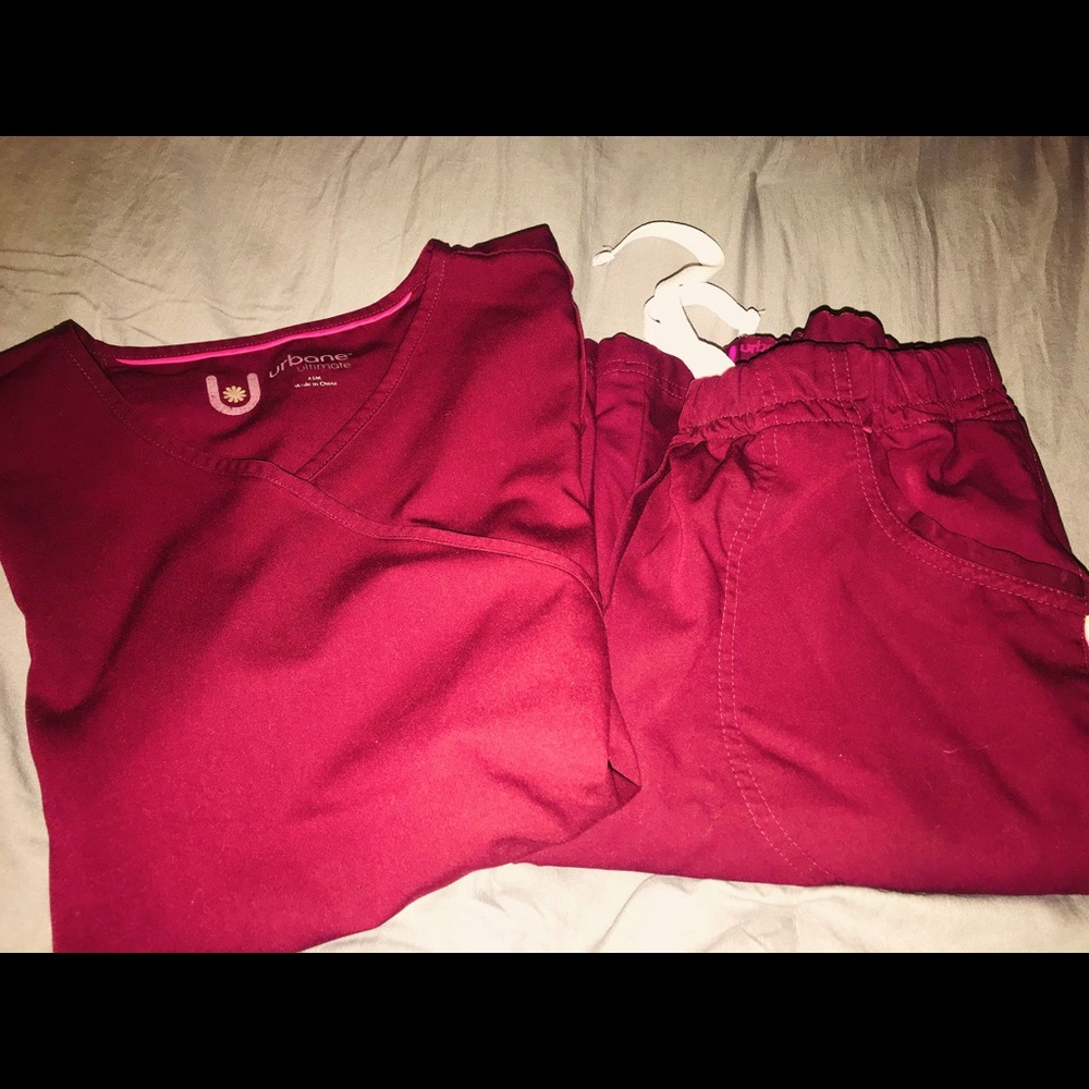 Urbane Ultimate Scrubs